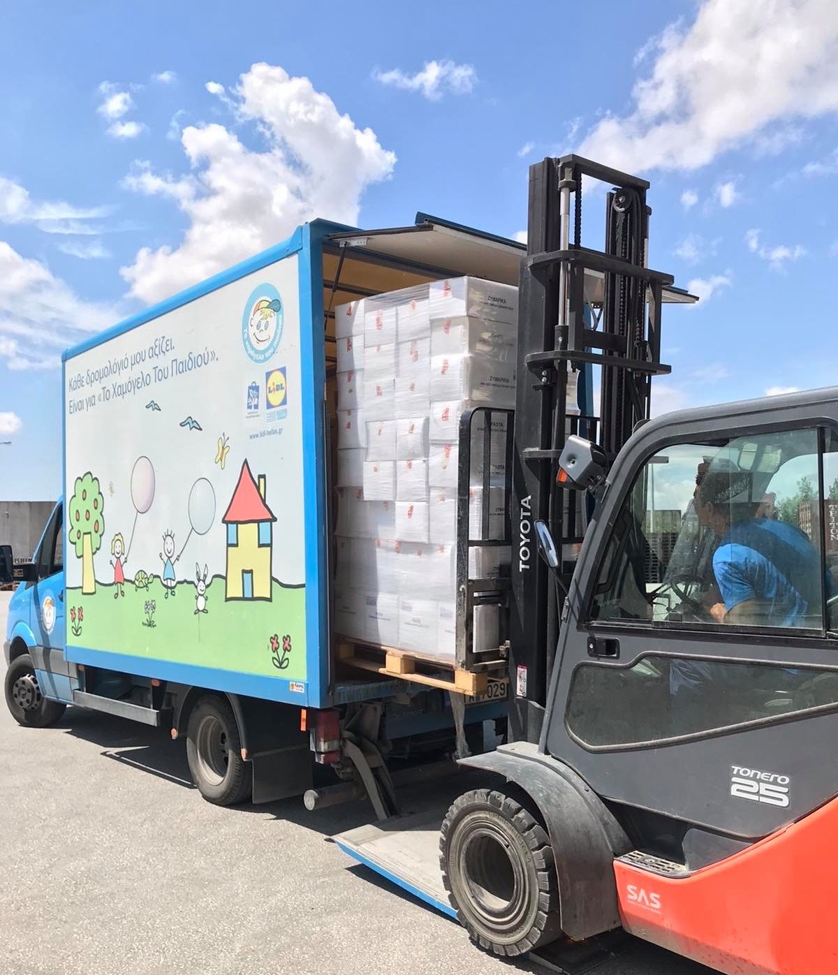 Η ΜΑΚΒΕΛ στηρίζει έμπρακτα «Το Χαμόγελο του Παιδιού» Η ΜΑΚΒΕΛ στηρίζει έμπρακτα «Το Χαμόγελο του Παιδιού»