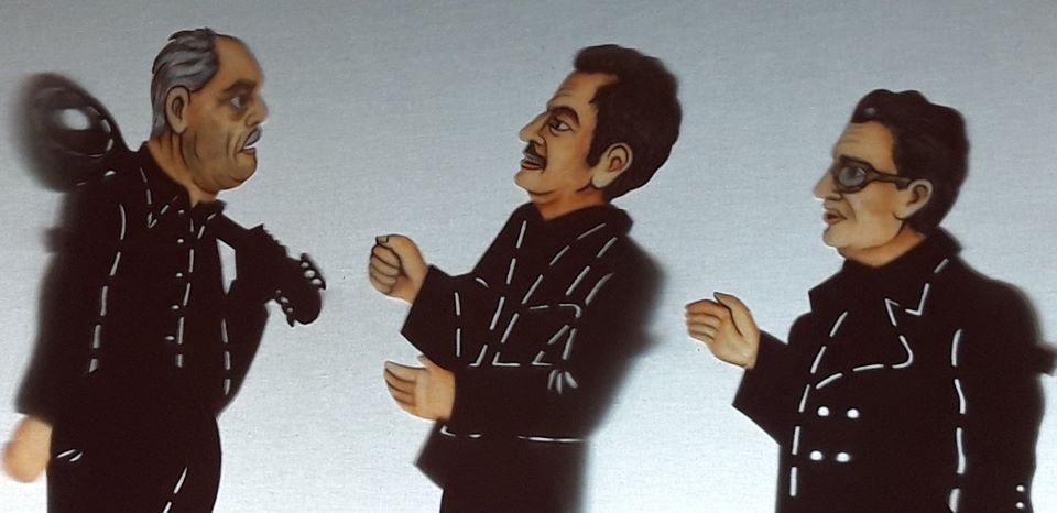 Οι φιγούρες του Μάρκου Βαμβακάρη, του Βασίλη Τσιτσάνη και της Σωτηρίας Μπέλλου μεταξύ άλλων θα ζωντανέψουν στην πρωτότυπη παράσταση «Αβάντι μαέστρο… ρεμπέτικα», που συνδυάζει θέατρο σκιών και ρεμπέτικη μουσική και είναι αφιερωμένη στον αξέχαστο Αγάθωνα (31 Οκτωβρίου).